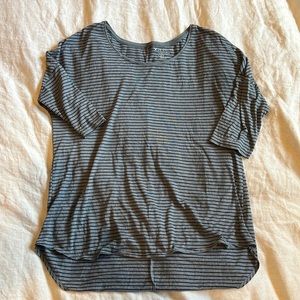 American Eagle Striped Jegging Tee